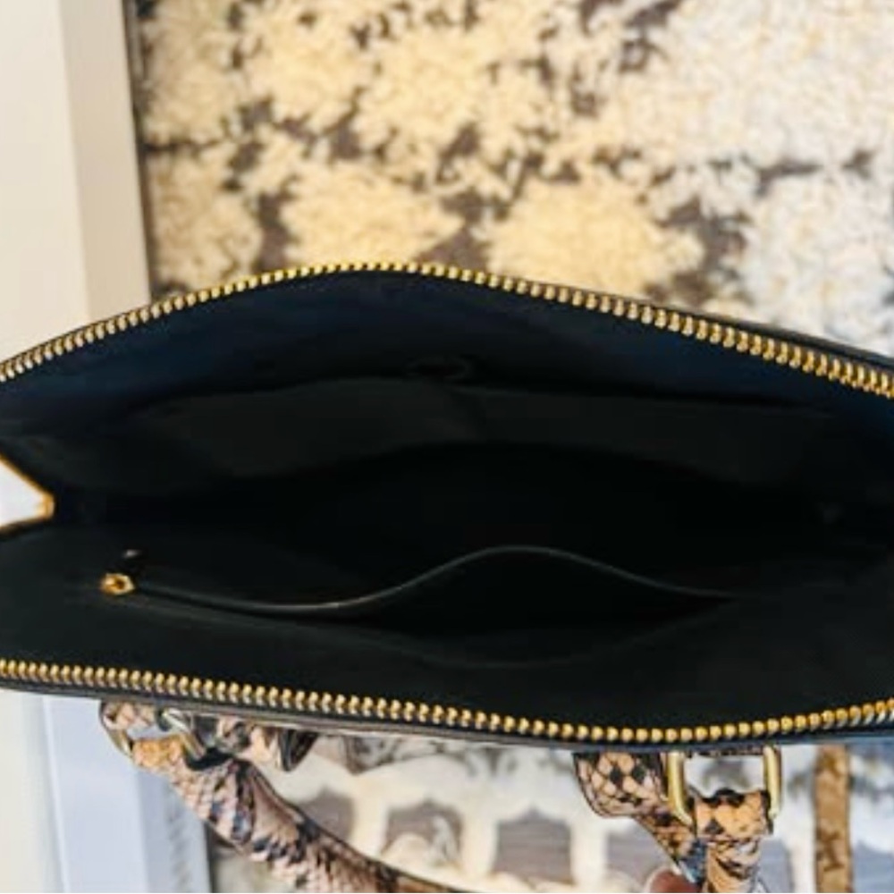 Chic Snakeskin Pattern Backpack - image 4